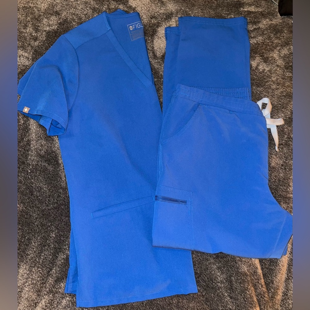 Royal Blue Figs Scrub Set